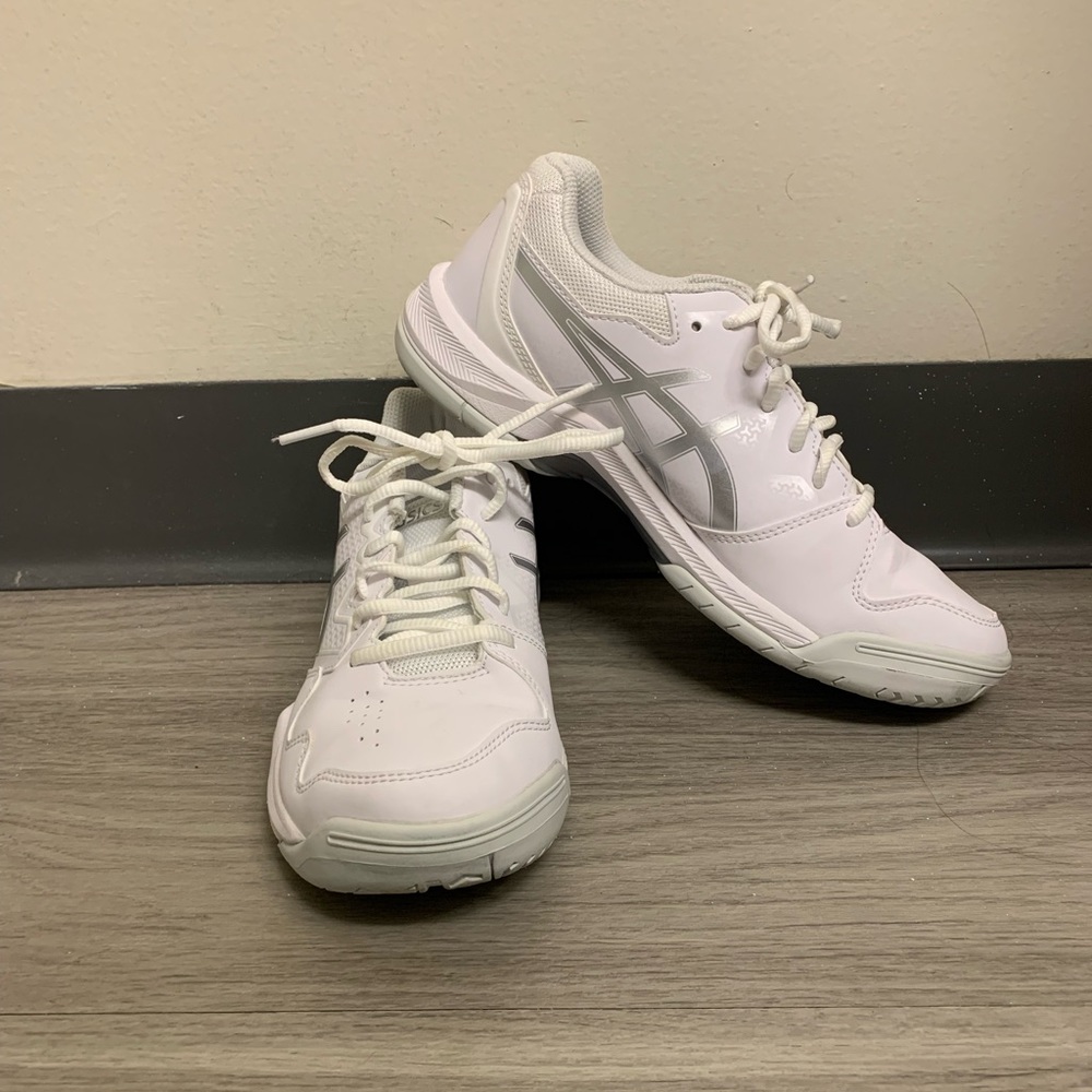 ASICS tennis shoes